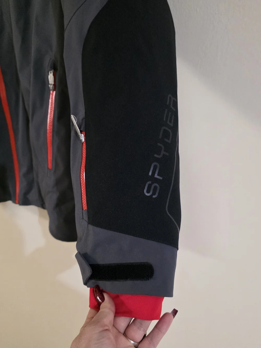Spyder Men's Gray and Black Ski Jacket with Red Accents